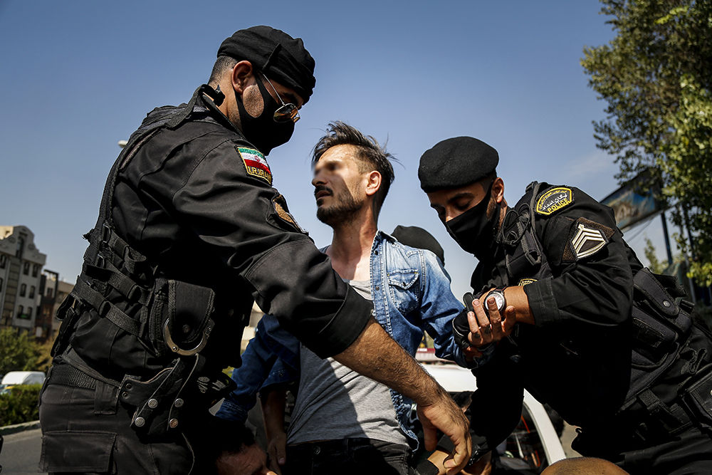 دستگیری 4 نفر از اراذل و اوباش در سیرجان