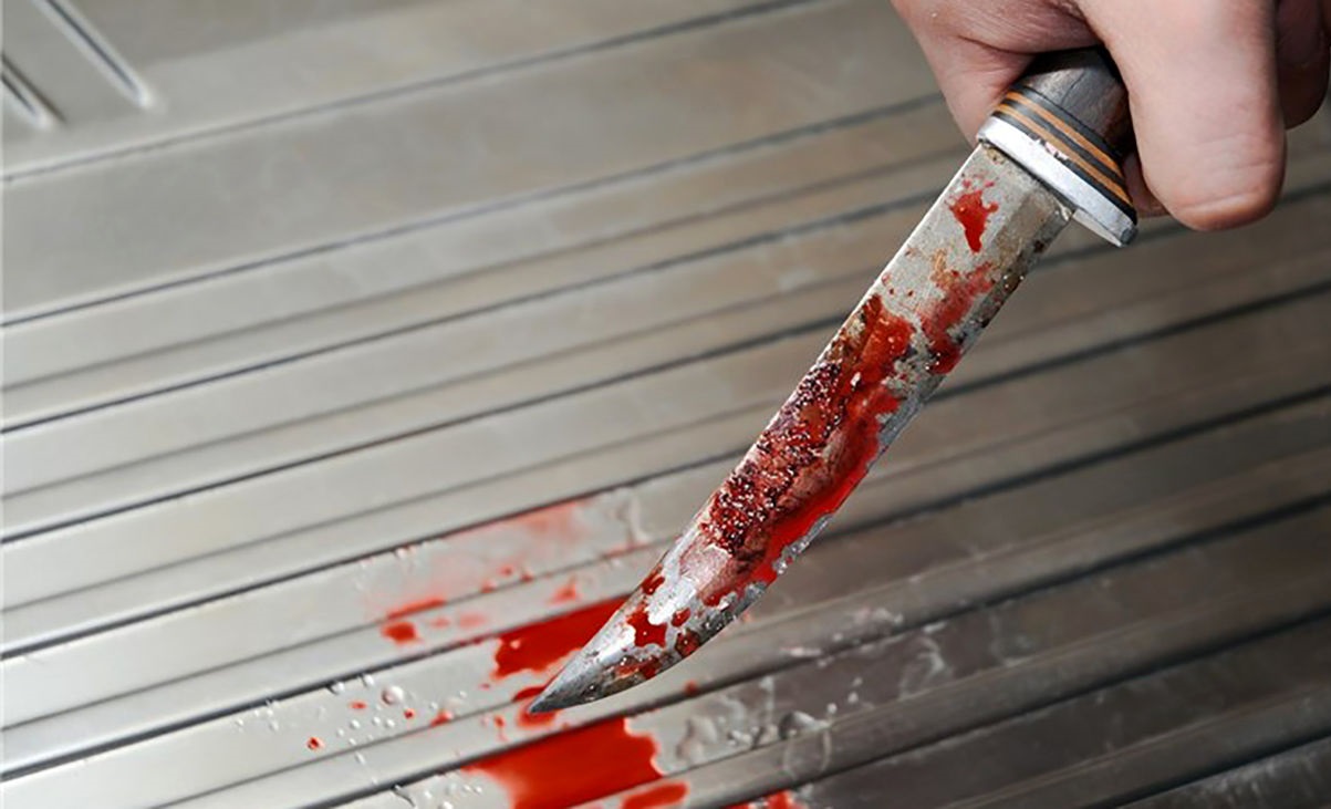 قتل جوان 30 ساله مشهدی با چاقو