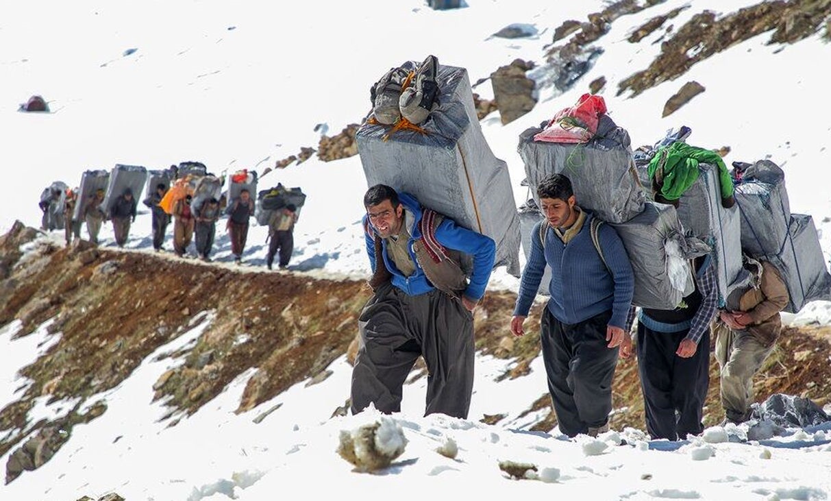 کولبر جوان در مرز “دولبی” جانباخت