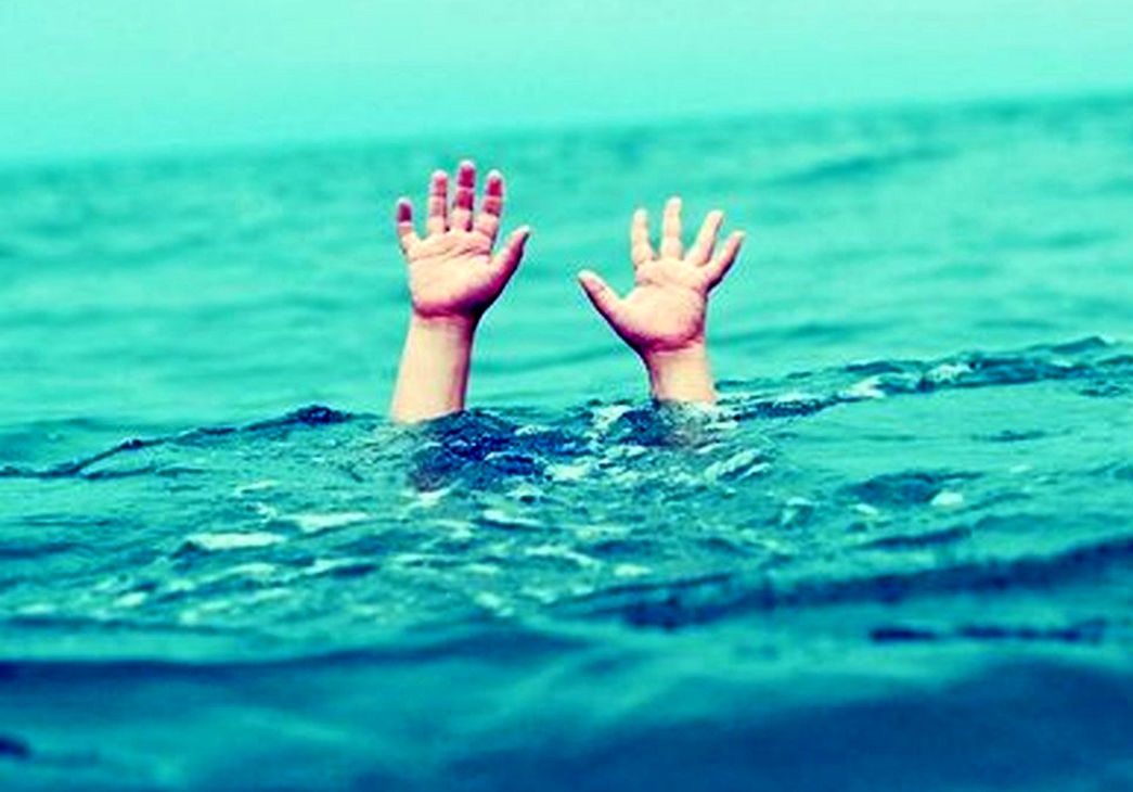 غرق شدن خواهر و برادر در داراب