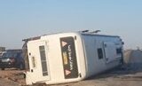 جزئیاتی از واژگونی اتوبوس در محور ایرانشهر