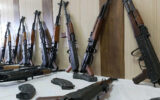 بازداشت 18 مرد با 21 اسلحه در خرم آباد