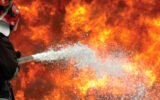 آتش سوزی هولناک 18 مغازه در یک مجتمع تجاری در پاکدشت