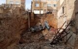 سقوط ۲ خودرو داخل محل گودبرداری