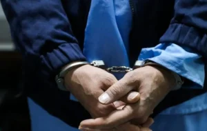 انکار قتل در میان درگیریهای دستهجمعی انکار قتل در میان درگیریهای دستهجمعی